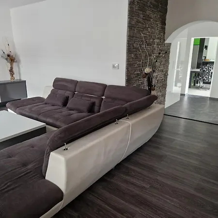 Na Navsi Výrovice